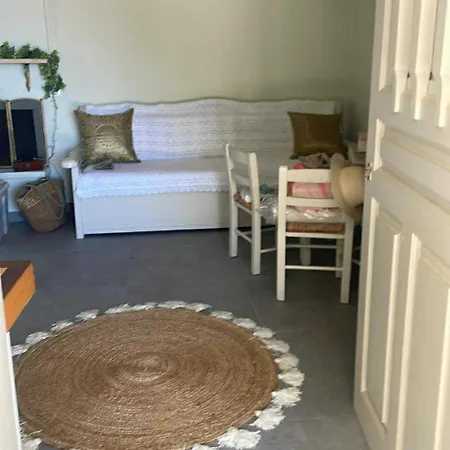Thapsa House * كيمي